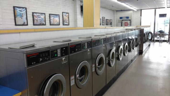 Coin laundry business pros and cons
