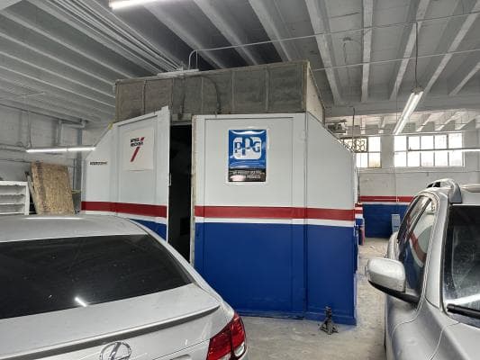 Photo or depiction of a automotive & vehicle business