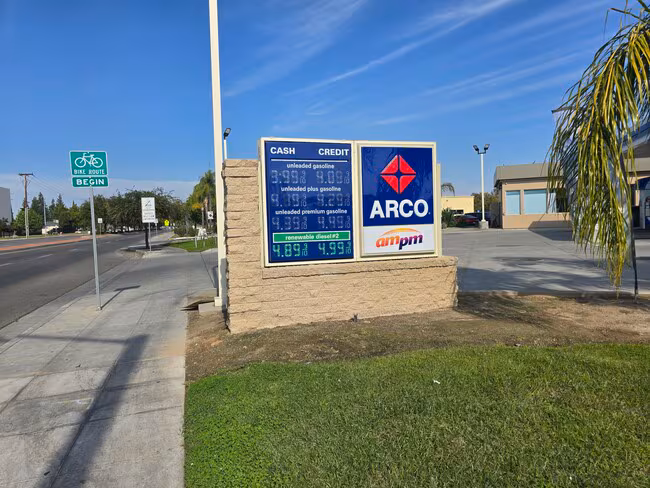 Photo or depiction of a automotive & vehicle business
