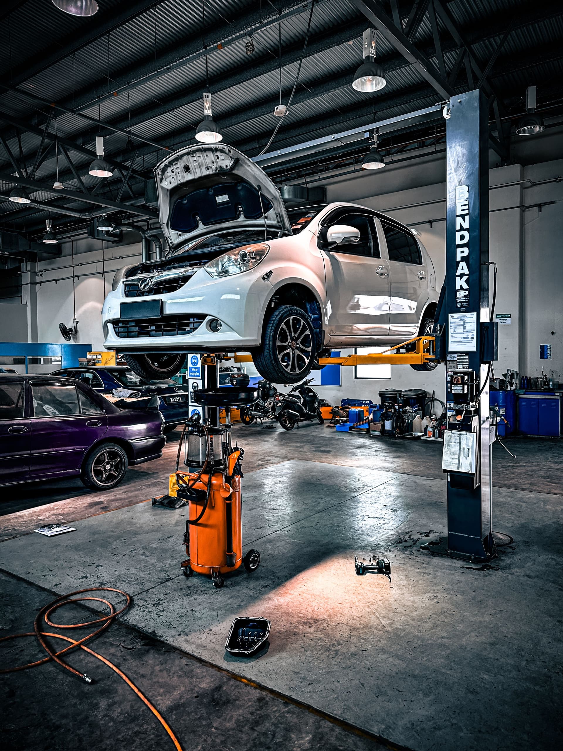 Photo or depiction of a automotive & vehicle business