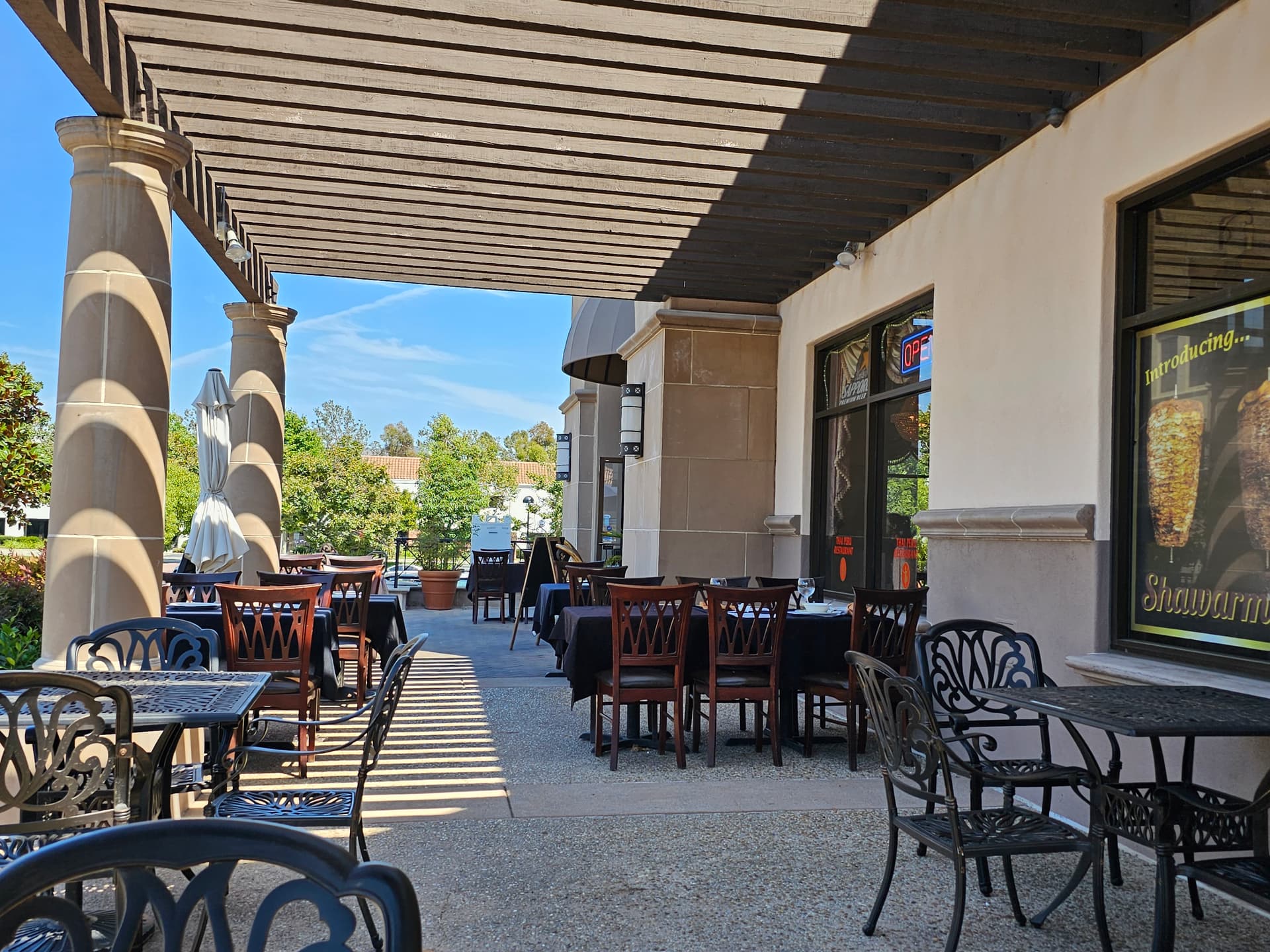 Photo or depiction of a restaurants & food business