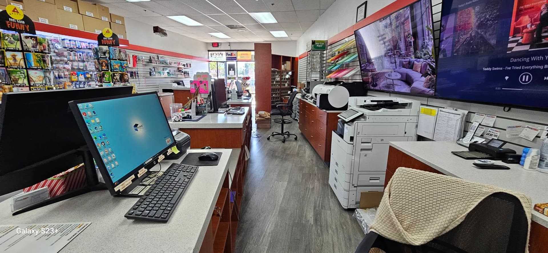 Photo or depiction of a service business