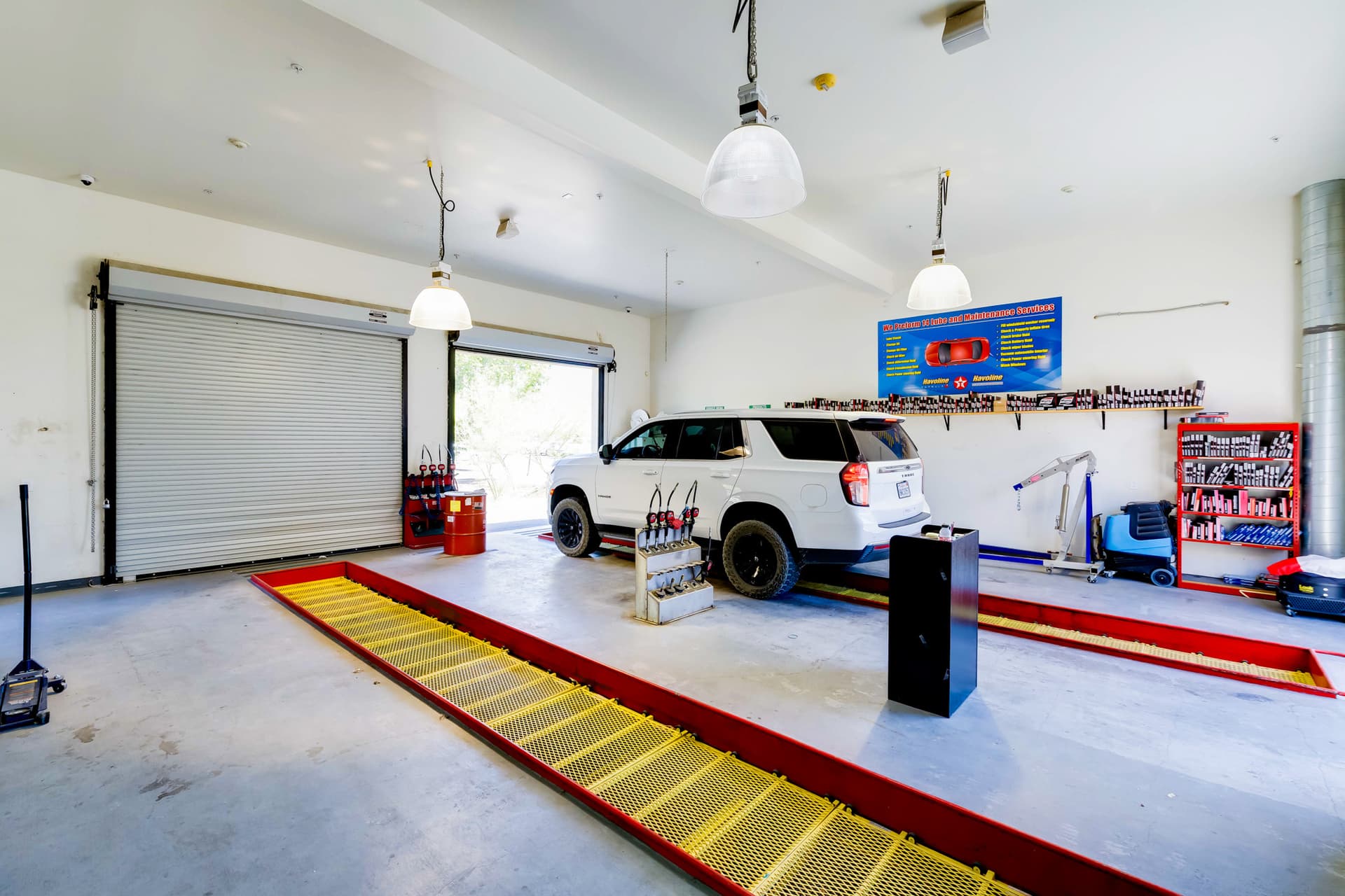 Photo or depiction of a automotive & vehicle business