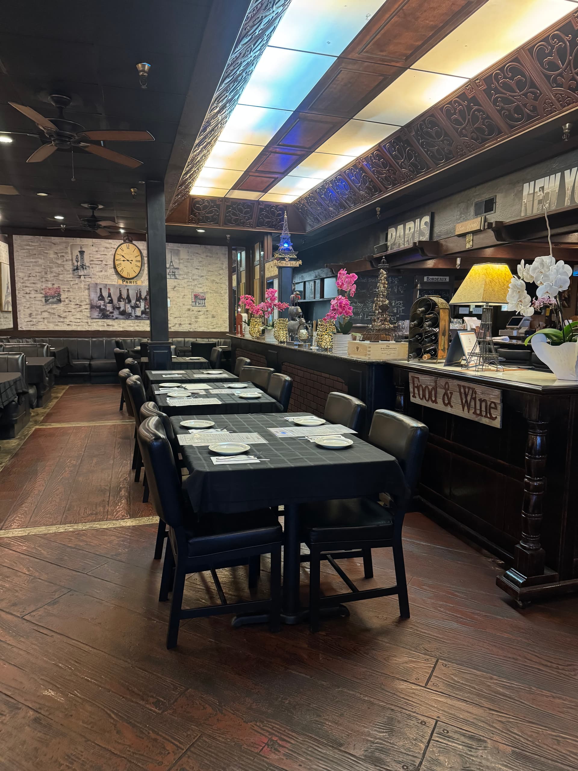 Photo or depiction of a restaurants & food business