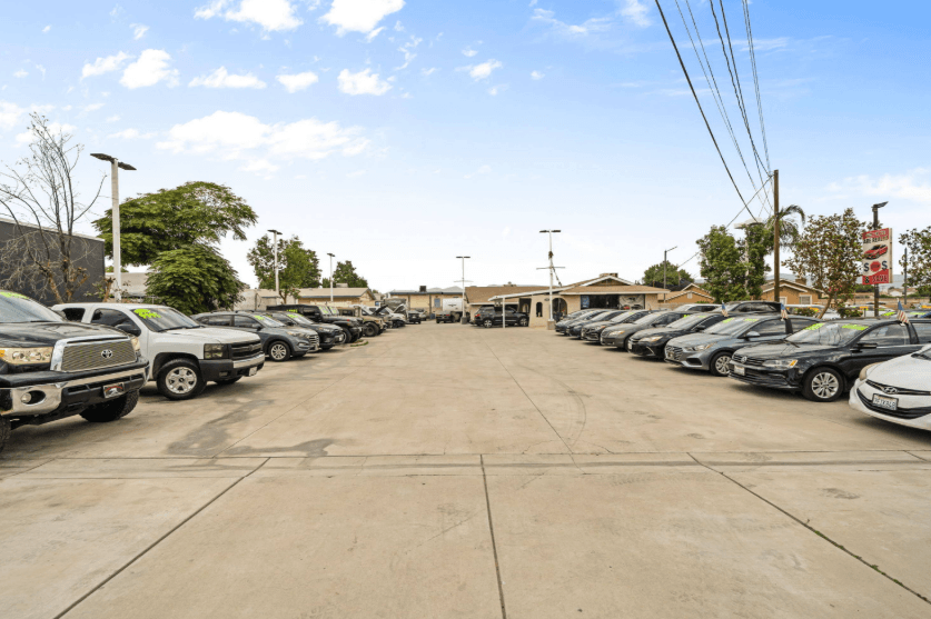 Photo or depiction of a automotive & vehicle business