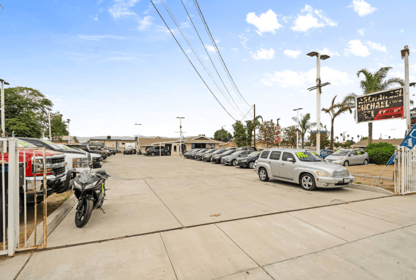 Photo or depiction of a automotive & vehicle business