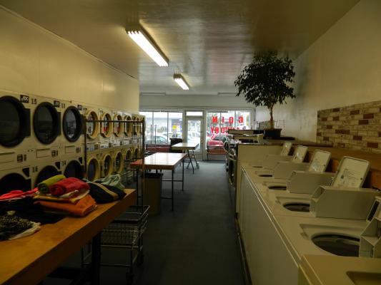 Albany - East Bay Coin Laundry Business For Sale