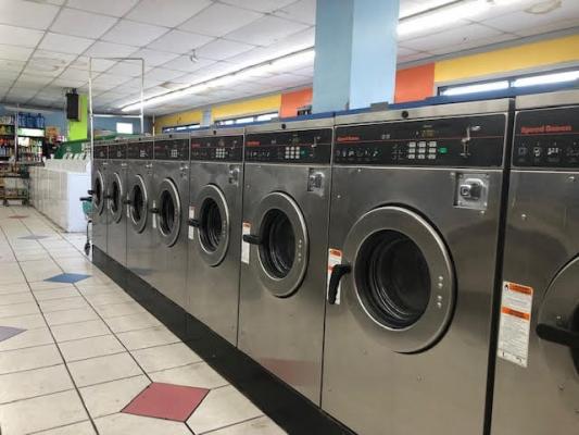 Los Angeles County Area Coin Laundromat With Real Estate - Great Rates Business For Sale