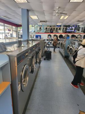 Los Angeles Downtown East Coin Laundry - Single Store, Single Tenant Companies For Sale