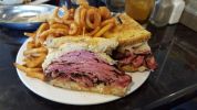Cafe And Deli - 5 Day, Exclusive Location
